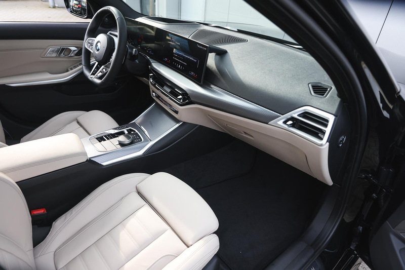 BMW 330 3 Serie Touring 330e M Sport Automaat / Panoramada — photo 12