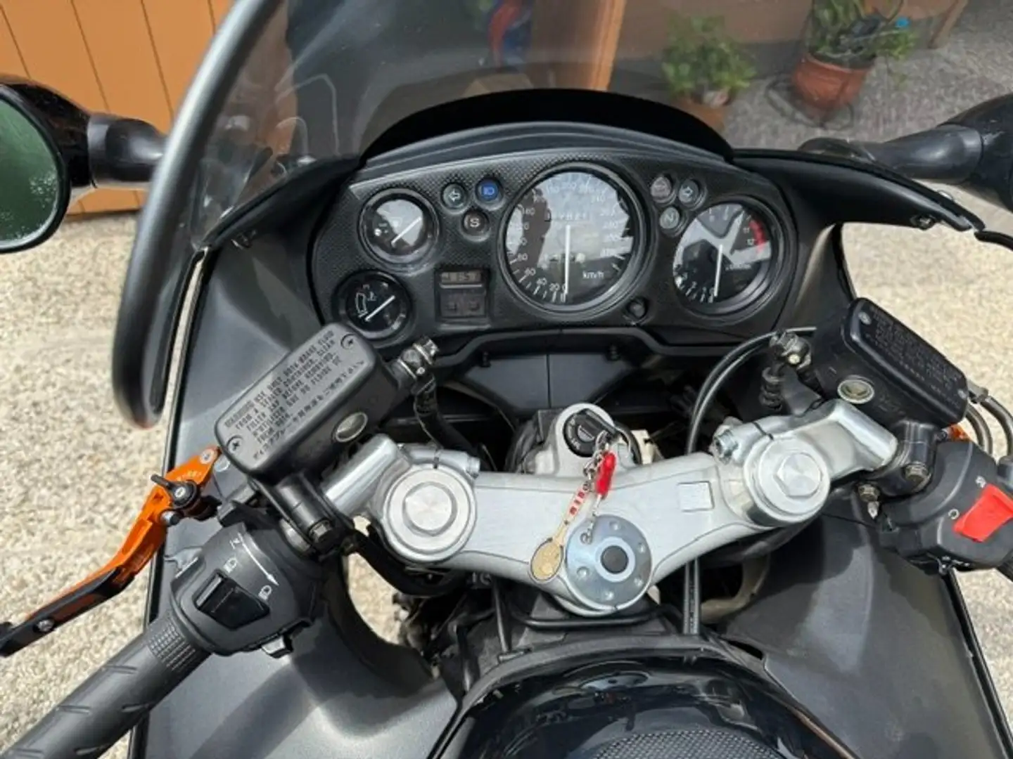 Honda CBR 1100 Schwarz - 1