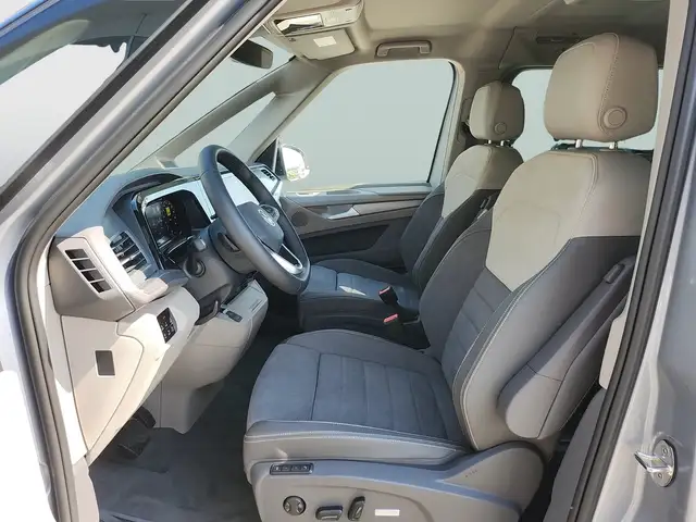 Volkswagen Multivan view 8