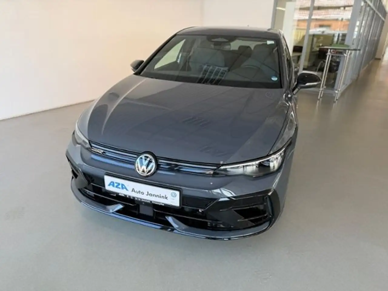 Volkswagen Golf R 2.0 TSI 4Motion | DCC | Matrix | ACC 10