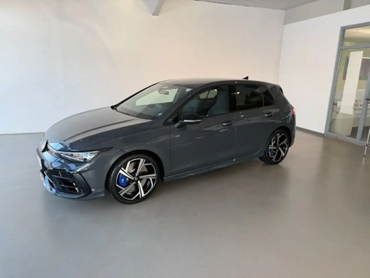 Volkswagen Golf R 2.0 TSI 4Motion | DCC | Matrix | ACC 3