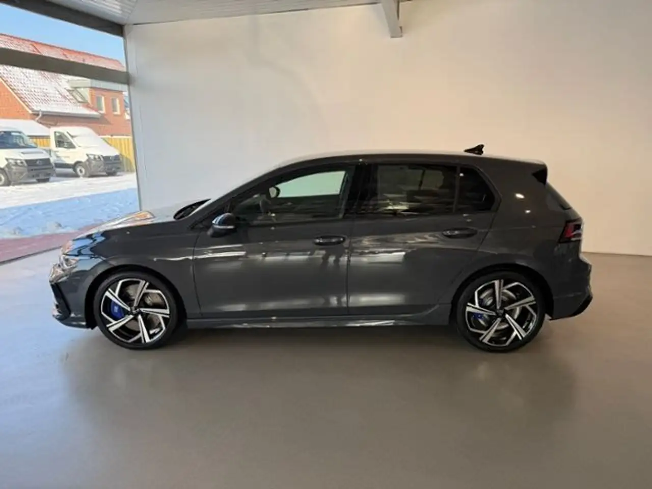 Volkswagen Golf R 2.0 TSI 4Motion | DCC | Matrix | ACC 12