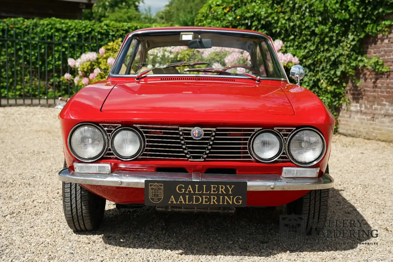 Alfa Romeo GT 1300 Junior "Unificato" Recipient of an older rest, foto 6