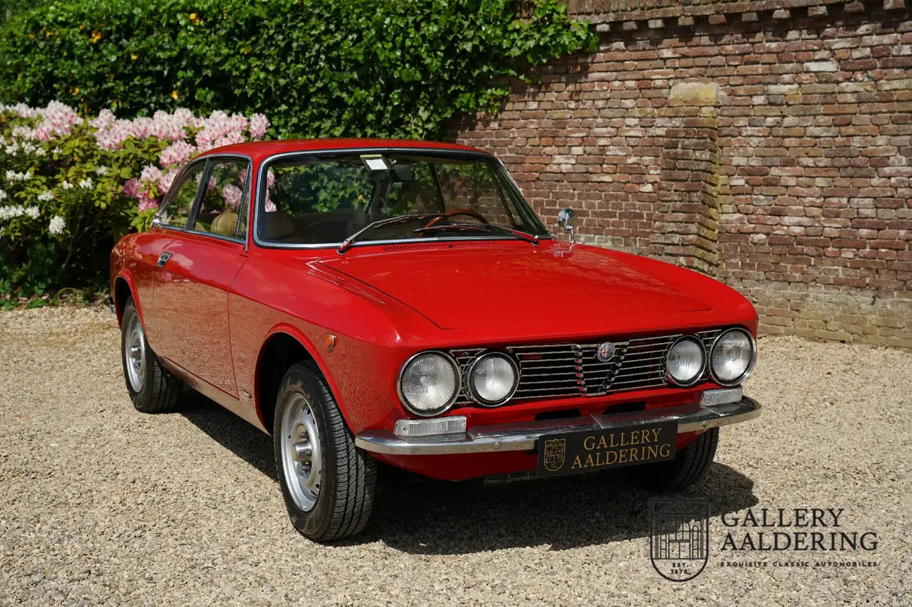 Alfa Romeo GT 1300 Junior "Unificato" Recipient of an older rest, foto 8