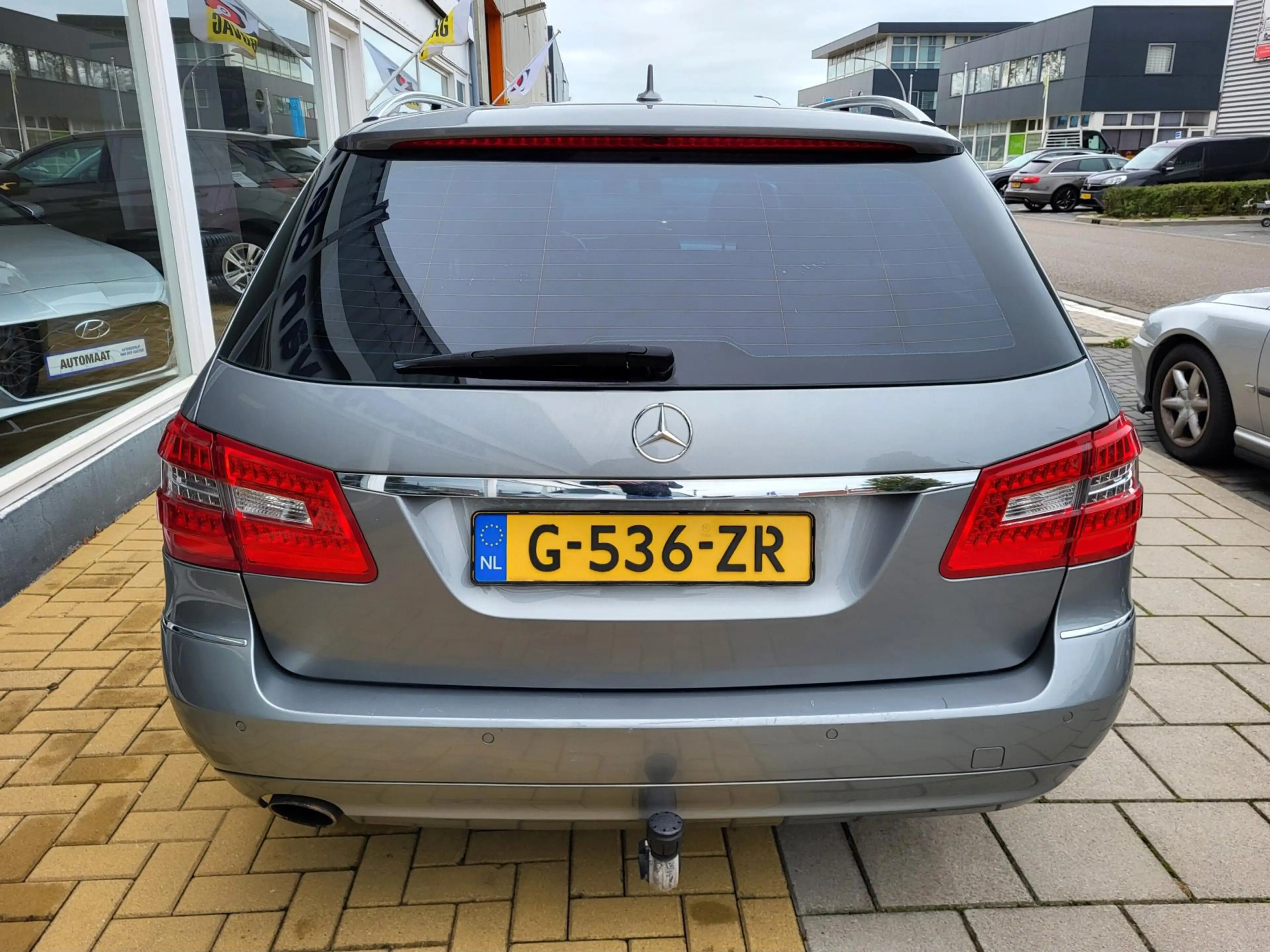 Mercedes-Benz E 250 Estate CGI Elegance / Luchtvering / ClimateControl — photo 5
