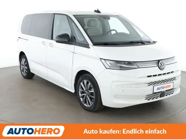 Volkswagen Multivan view 8