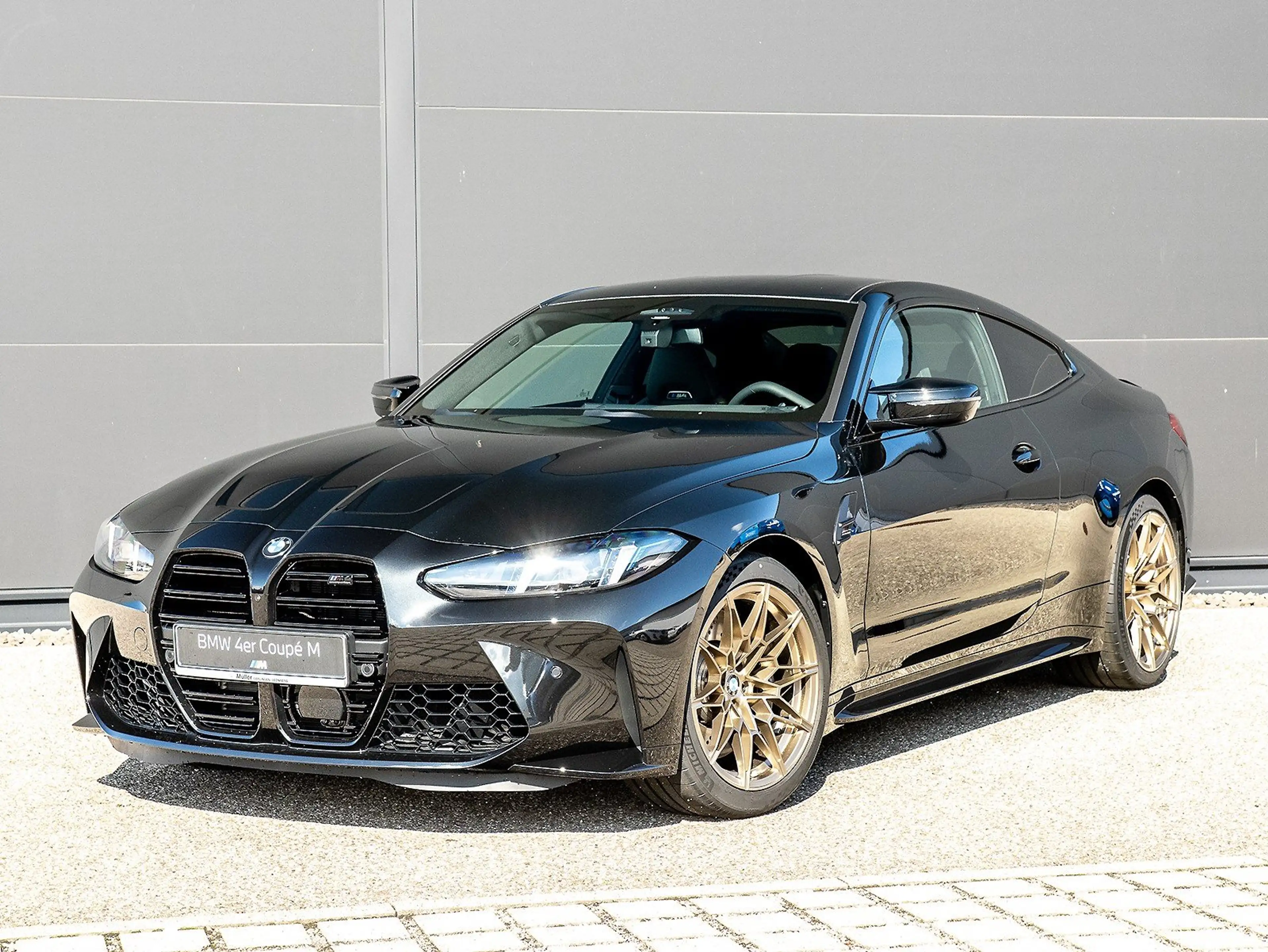 BMW M4 Competition HERBSTKNALLER 23.620 EUR sparen!