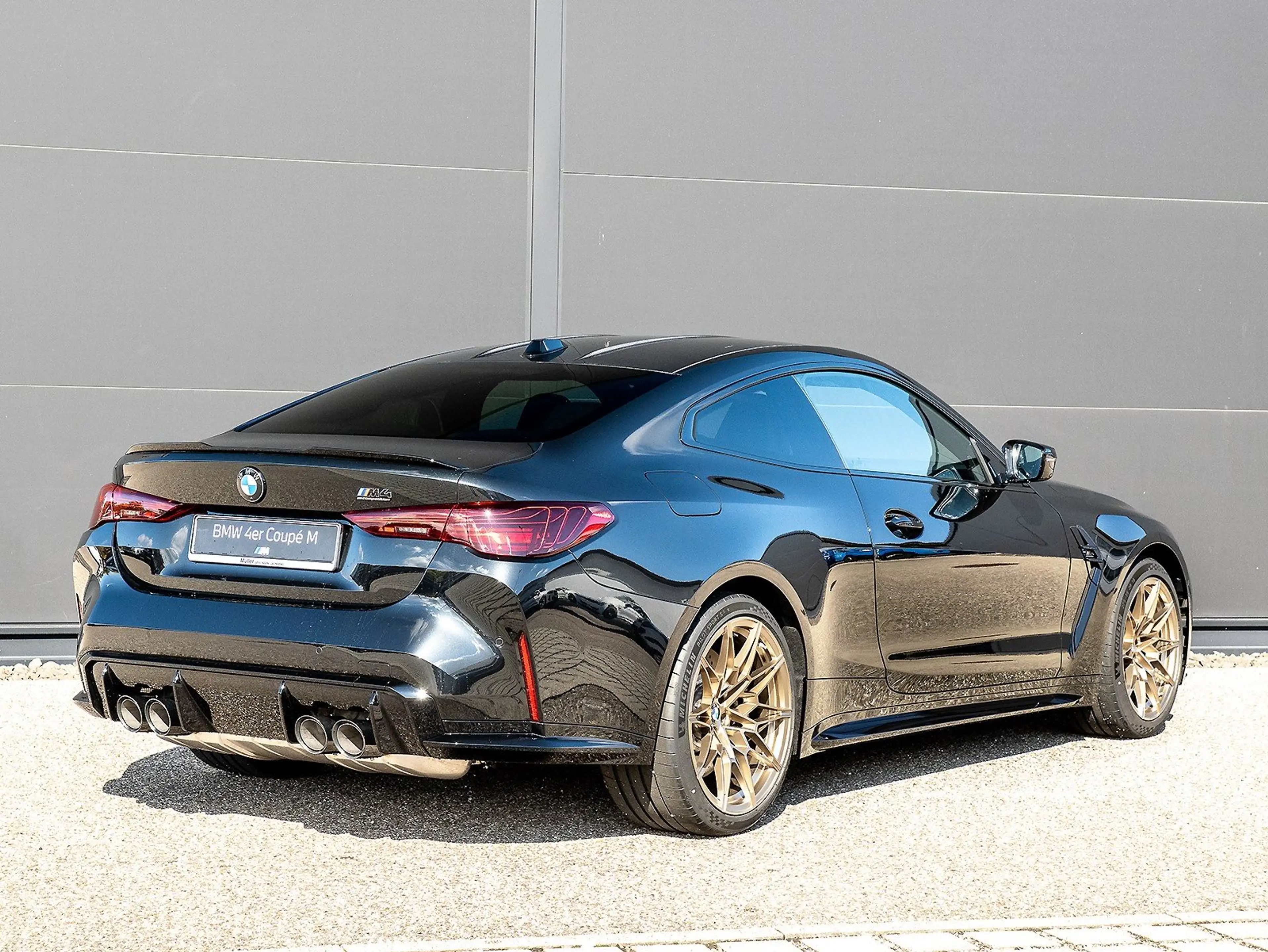 BMW M4 Competition HERBSTKNALLER 23.620 EUR sparen! — photo 2