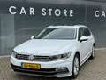 Volkswagen Passat Variant 1.4 TSI 150PK R-Line Pano|Sportstoelen|Carplay|Nav Weiß - thumbnail 2