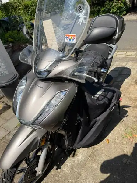 Honda SH 350I - foto 5