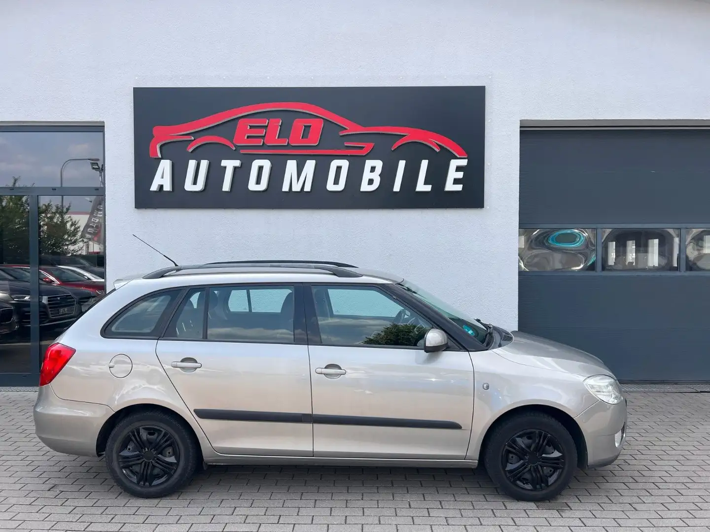 Skoda Fabia Combi Sport*Sitzheizung*Klima*Tüv* Beige - 2