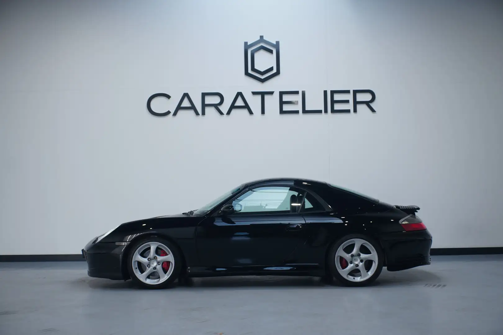 Porsche 996 Cabrio 3.6 Carrera 4S Schwarz - 2