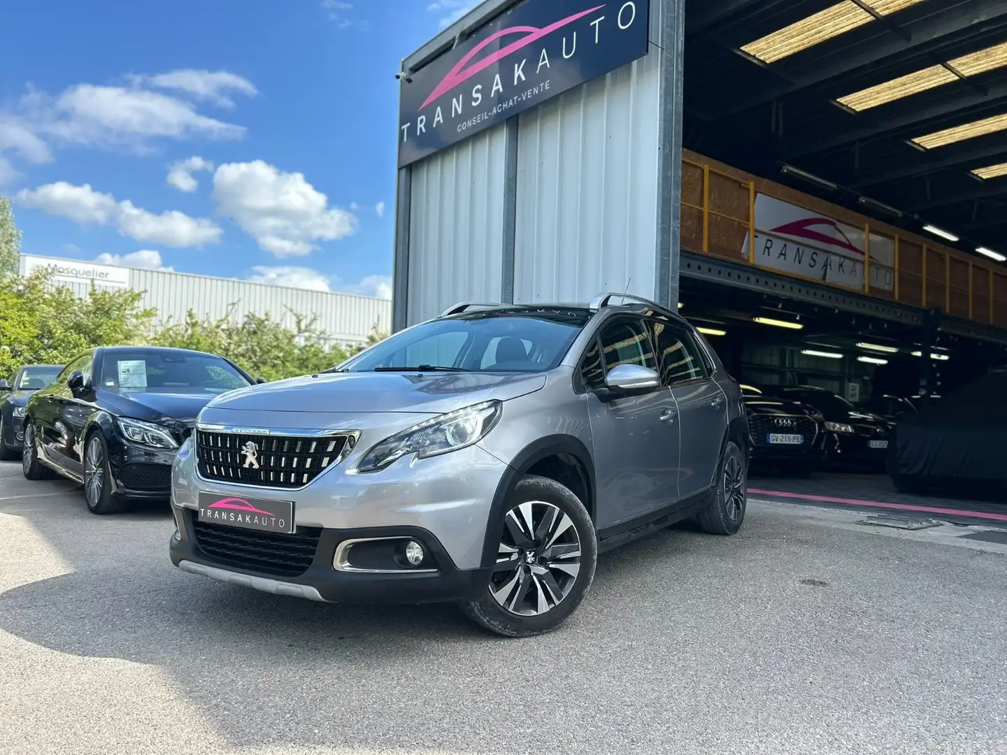 Peugeot 2008 Allure Grijs - 1