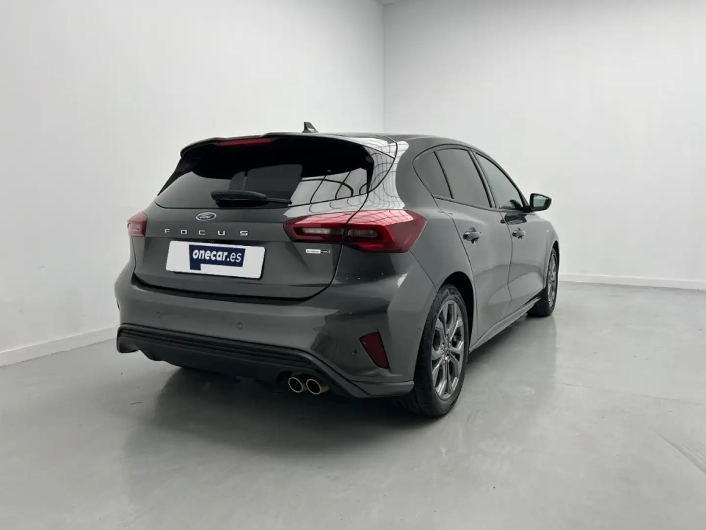 Ford Focus 1.0 ECOBOOST MHEV ST-LINE 125CV 5P Grijs - 2