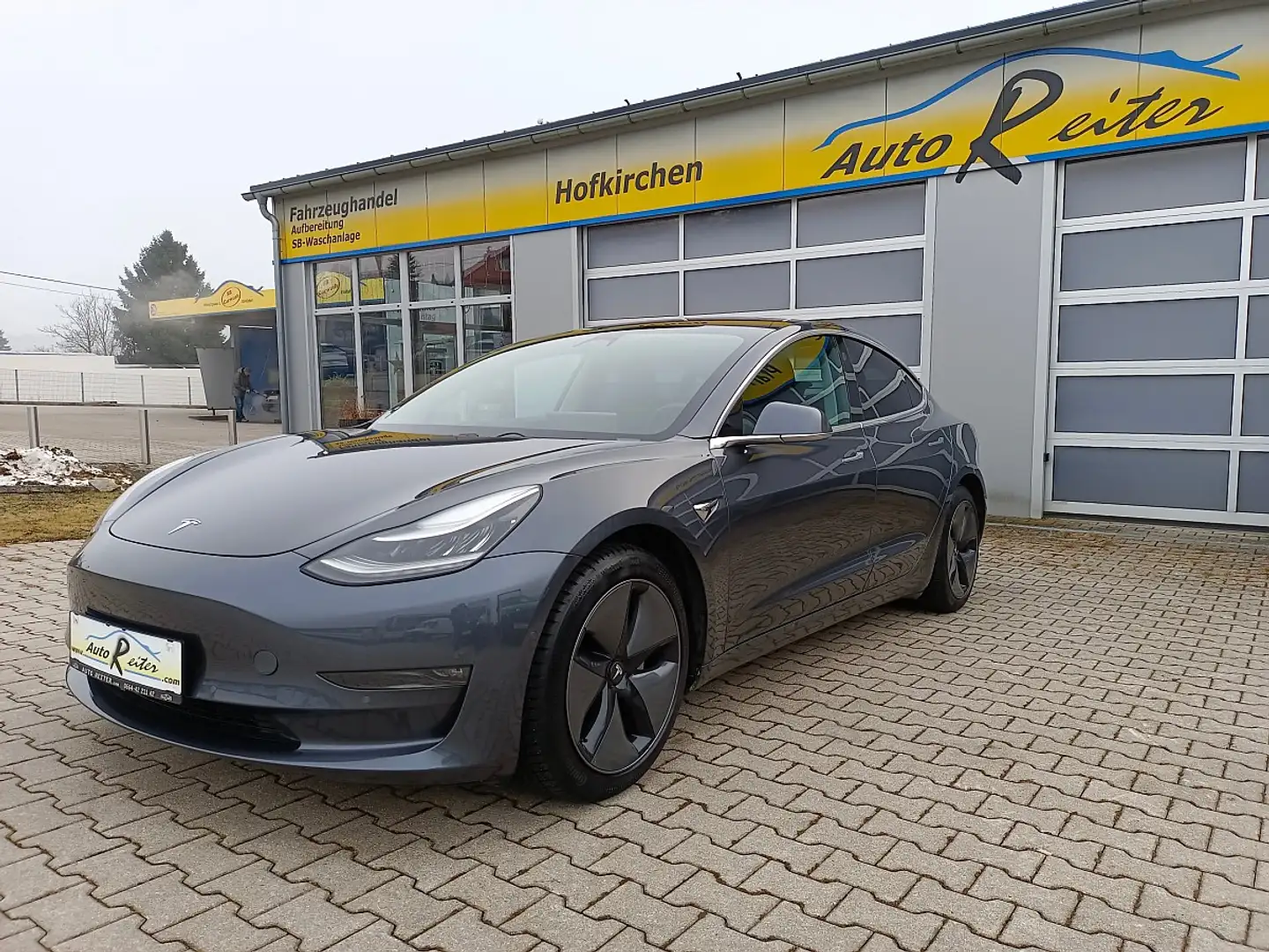 Tesla Model 3 Long Range AWD 75kWh 560km Reichweite Grau - 1