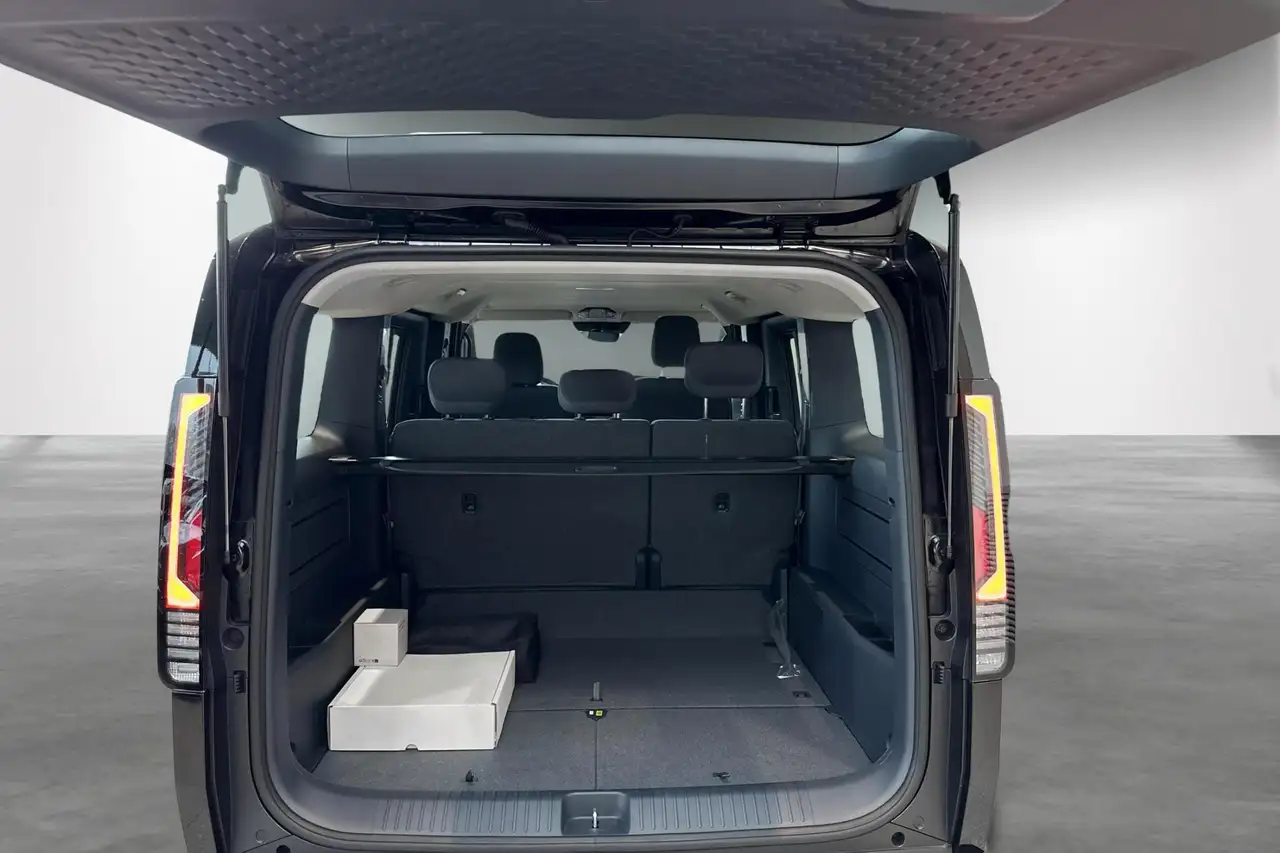 Kia PV5 Passenger 2026 — фото 10
