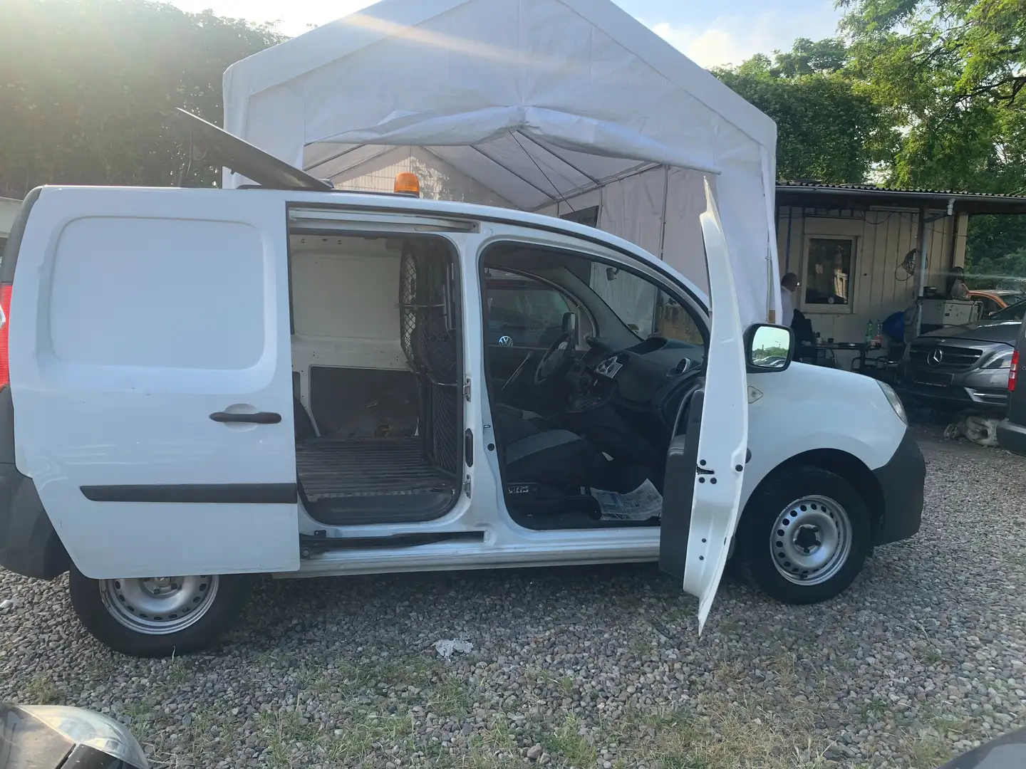Renault Kangoo Rapid Extra+1Hand+TÜV ist Neu+1Jahr Garantie Weiß - 1