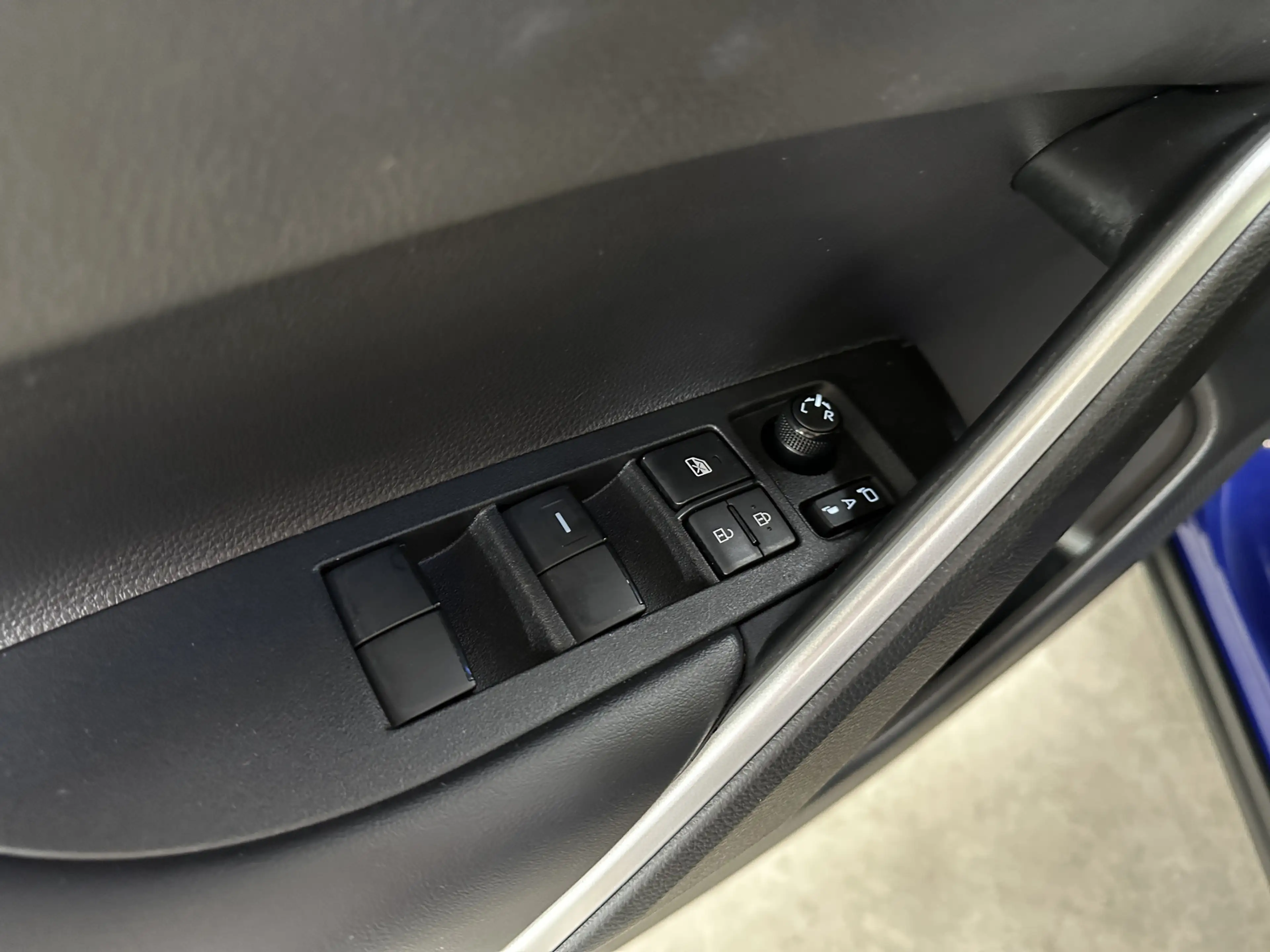 Toyota Corolla Cross Hybrid 140 Dynamic AUT. | Navi | Camera | Trekhaak — photo 8