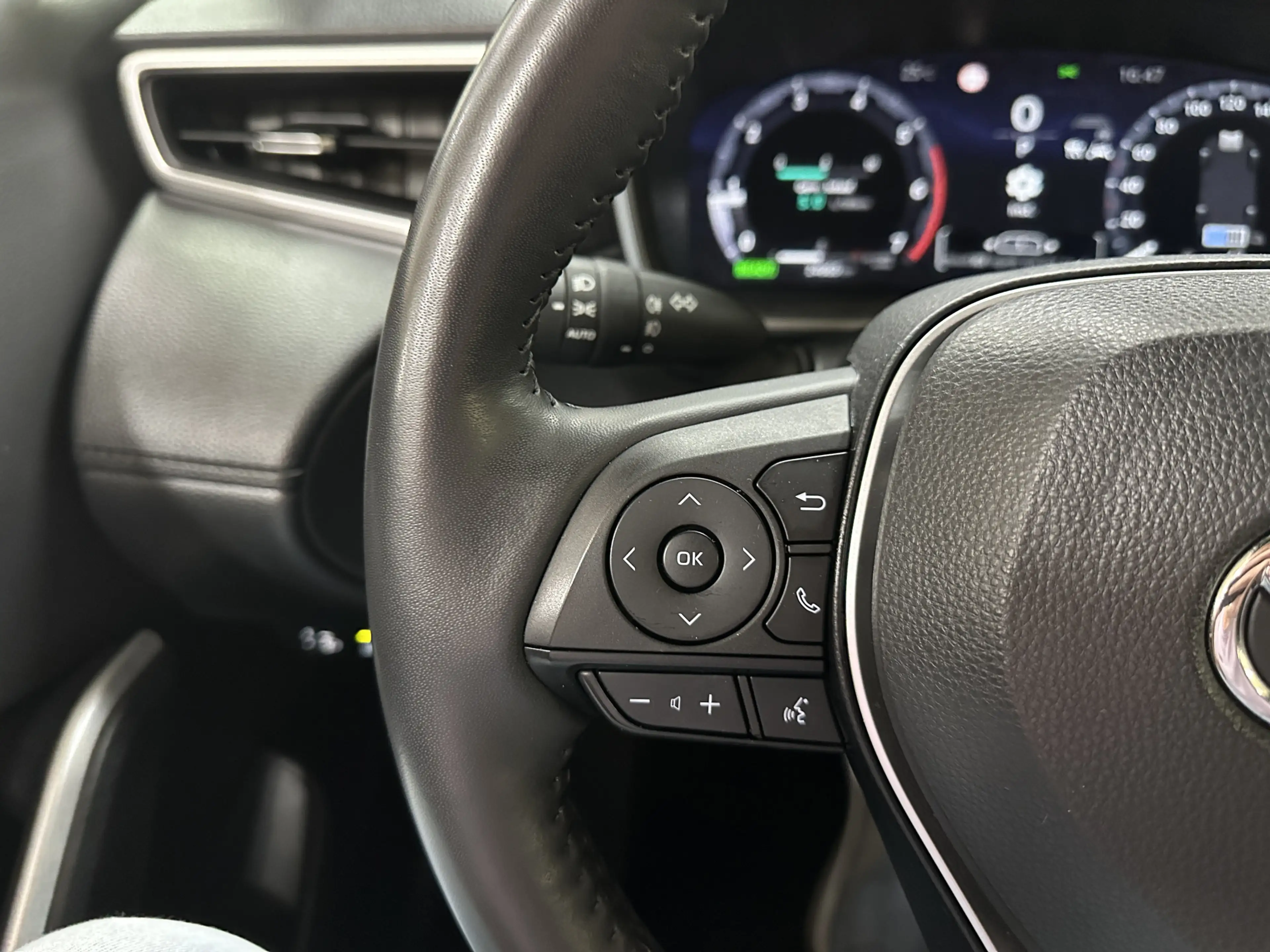 Toyota Corolla Cross Hybrid 140 Dynamic AUT. | Navi | Camera | Trekhaak — photo 12