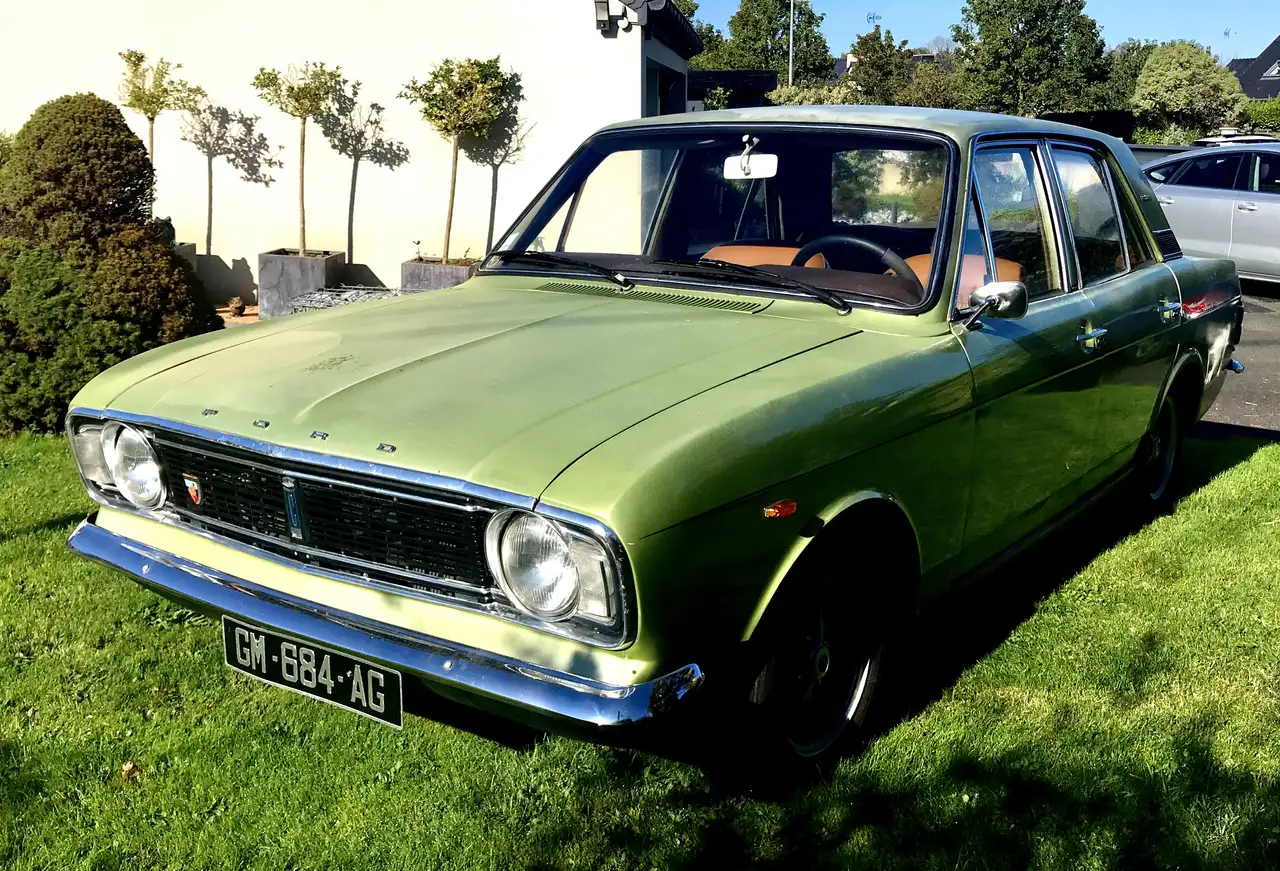 Ford, foto 1