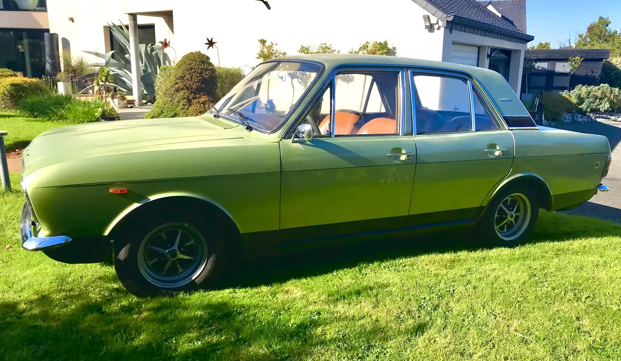 Ford, foto 2