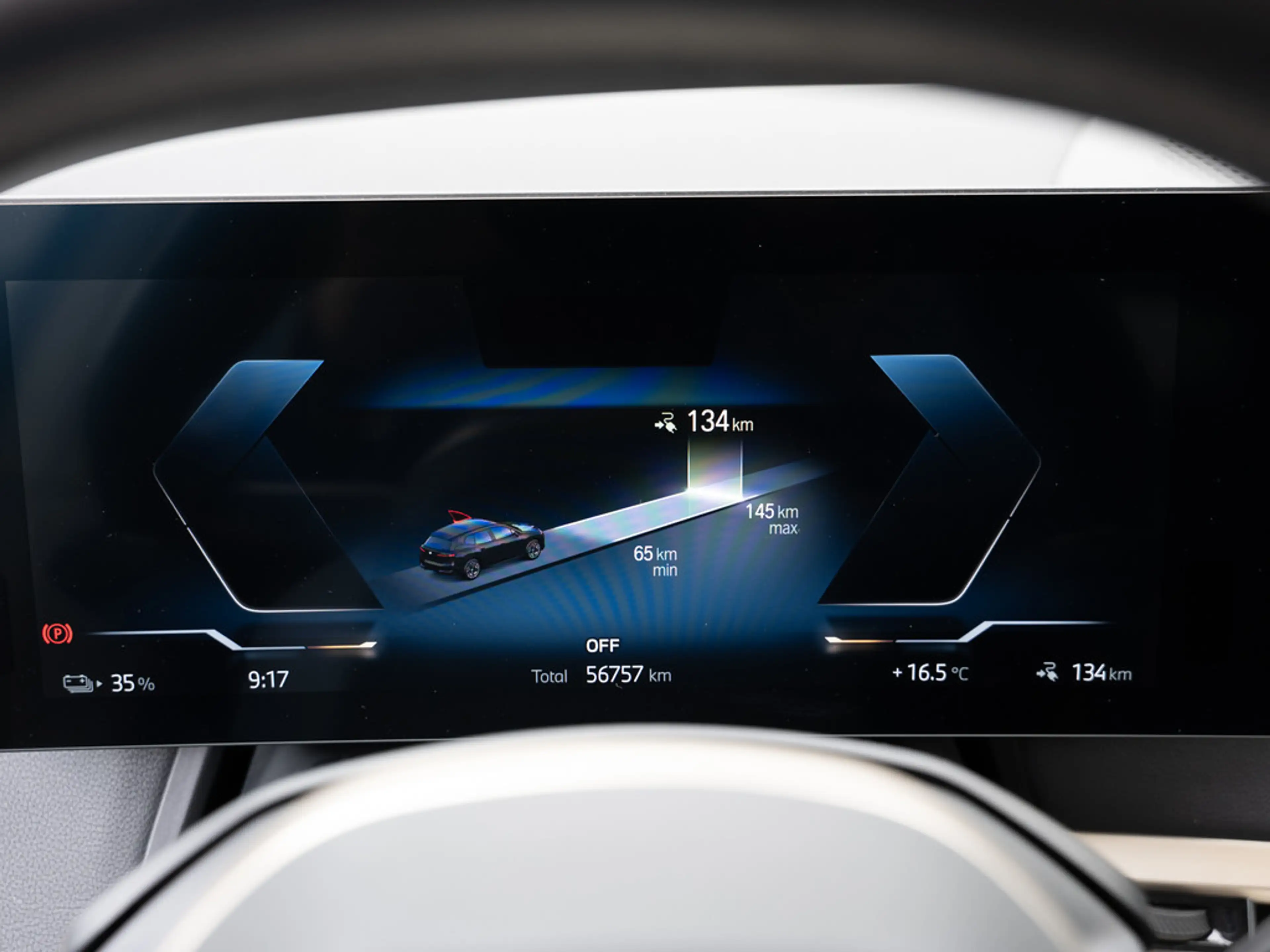 BMW iX xDrive40 Sport AHK HUD 360° LED ACC NAVI — photo 14