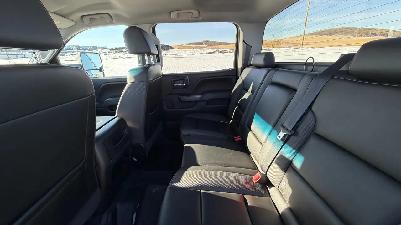 GMC Sierra 2500HD снимка GMC Sierra 2500HD