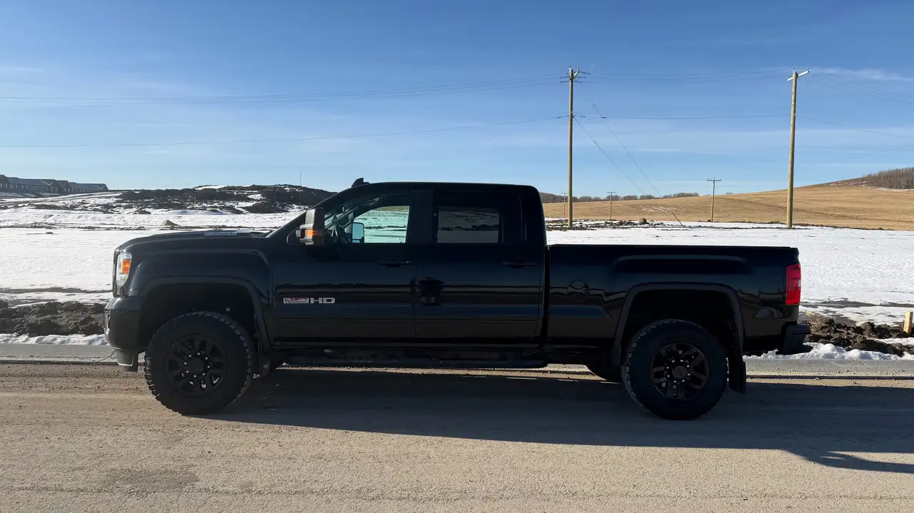 GMC Sierra 2500HD снимка GMC Sierra 2500HD