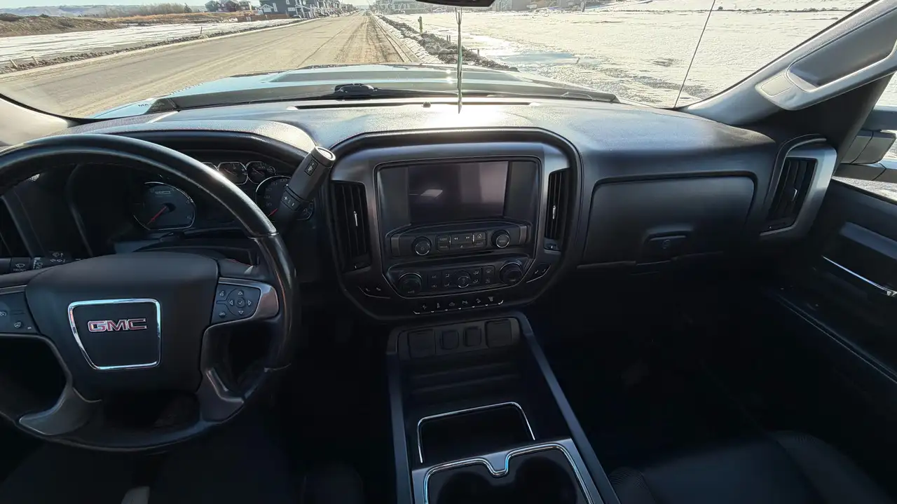 GMC Sierra 2500HD снимка GMC Sierra 2500HD