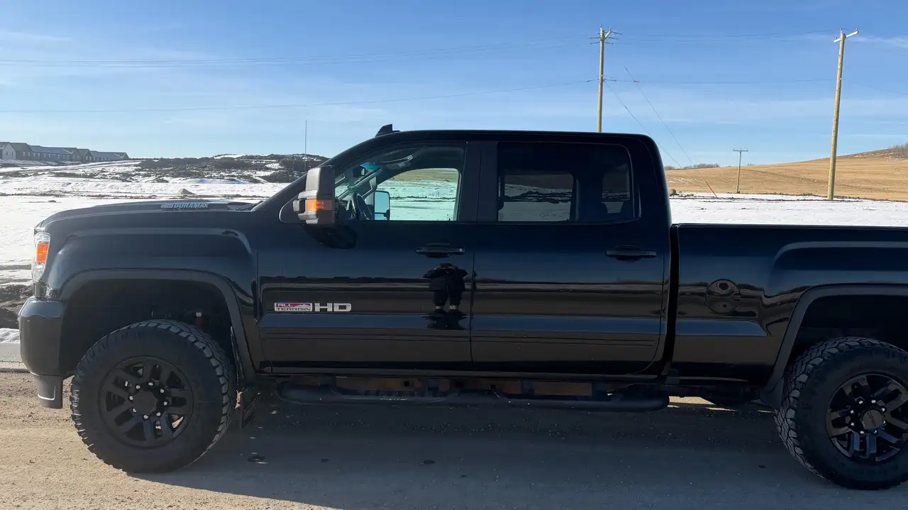 GMC Sierra 2500HD снимка GMC Sierra 2500HD