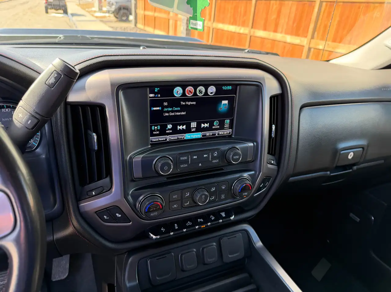 GMC Sierra 2500HD снимка GMC Sierra 2500HD