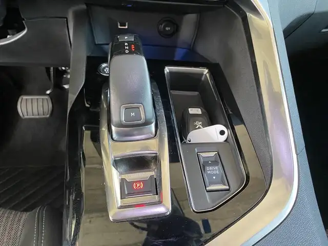 Peugeot 3008 view 12