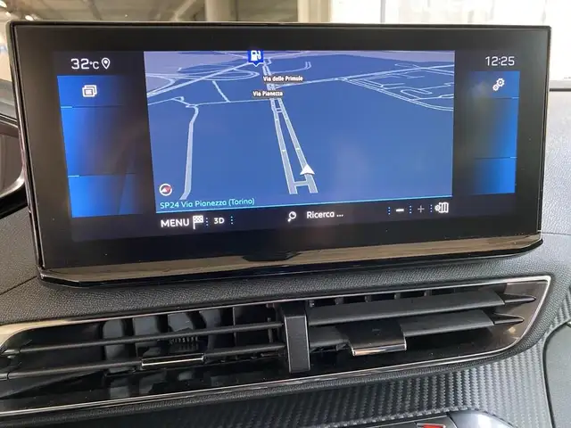 Peugeot 3008 view 10