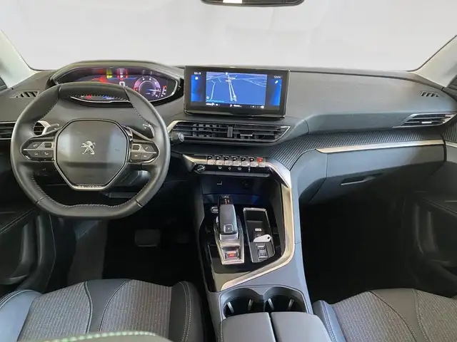 Peugeot 3008 view 6