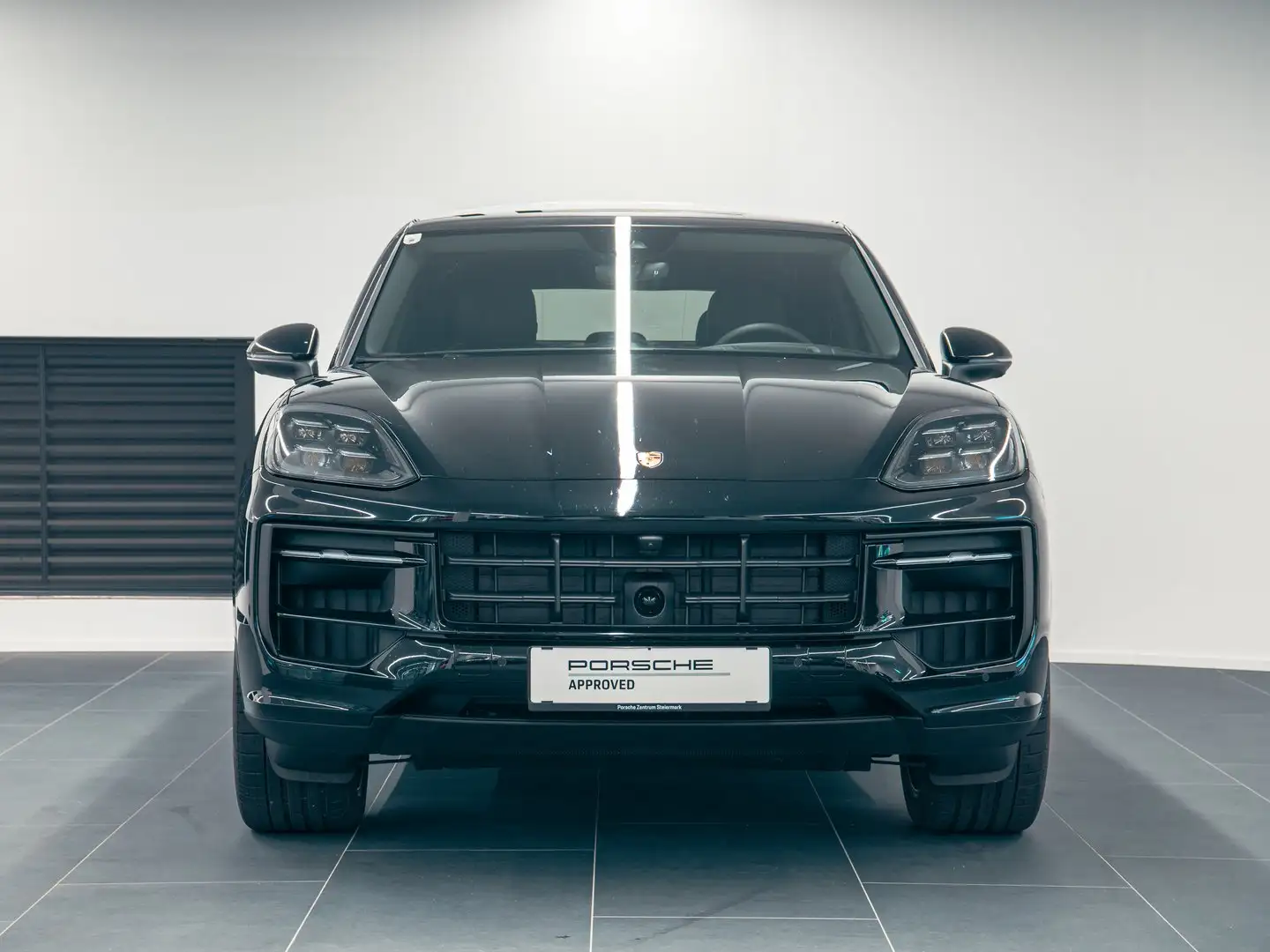 Porsche Cayenne E-Hybrid Coupé Schwarz - 2