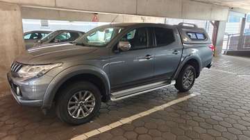 Top 4WD*HARDTOP*KAMERA*STANDHEIZUNG*