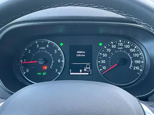 Dacia Duster view 11