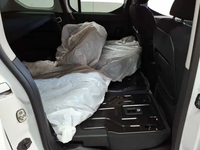 Opel Combo view 14