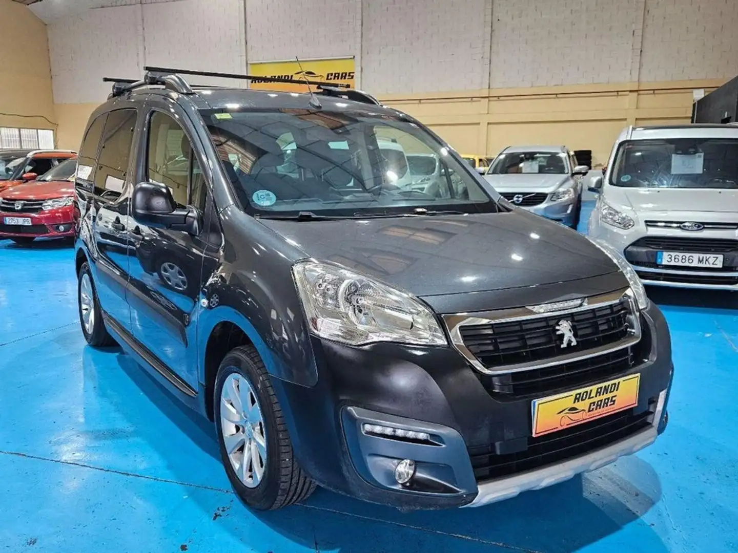 Peugeot Partner TEPEE Active 1.2 PureTech 81KW 110CV Negro - 2