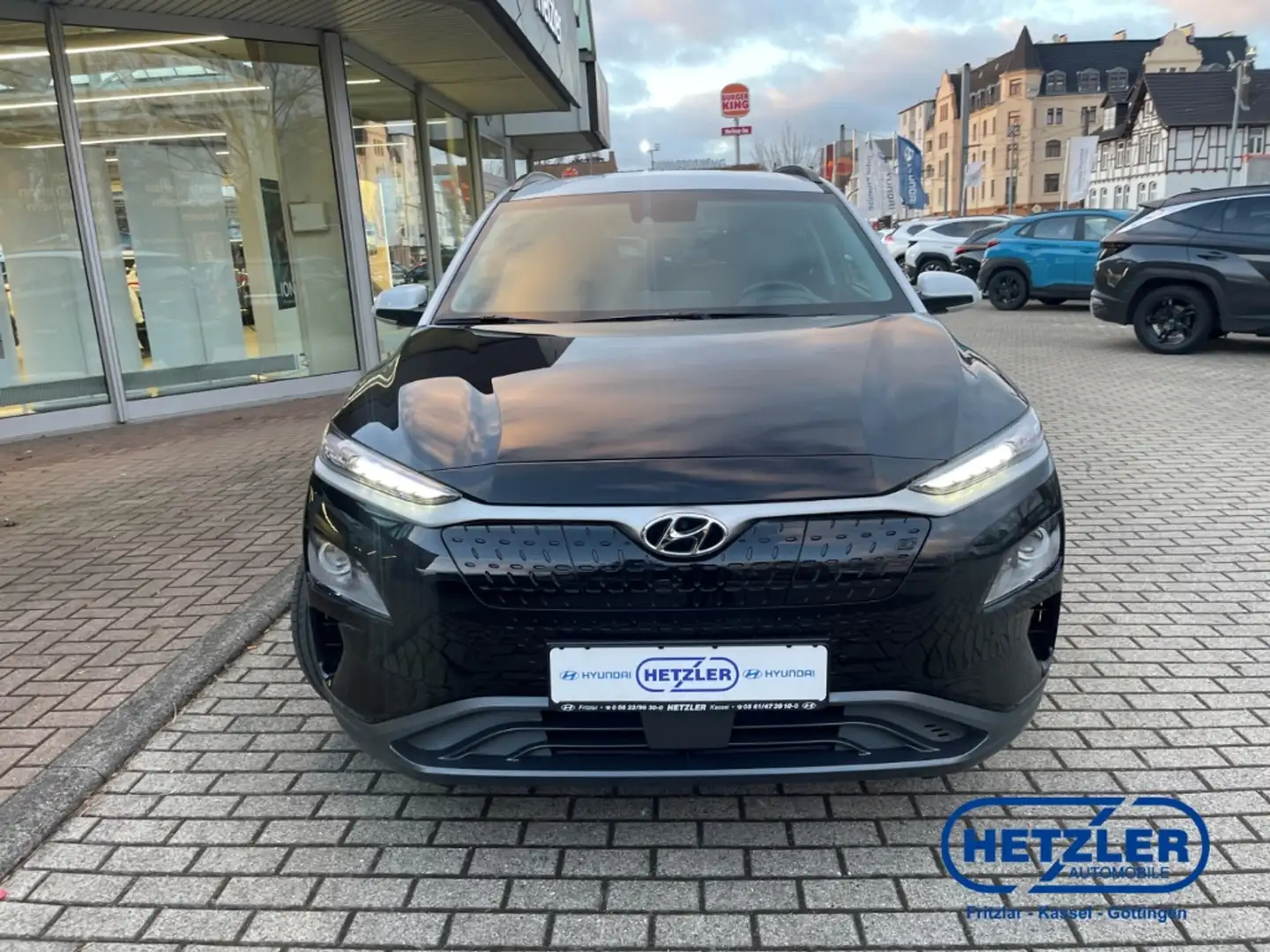 Hyundai KONA Style 2WD HUD Navi Soundsystem LED ACC Apple CarPl Schwarz - 2