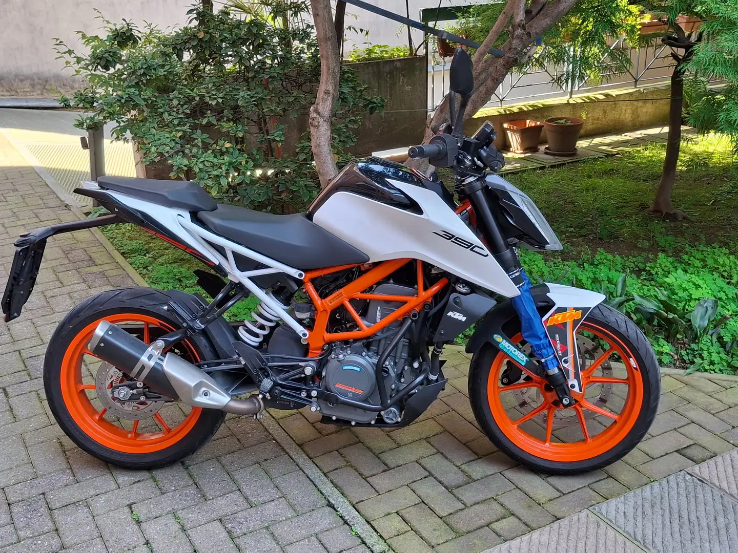 KTM 390 Duke 2019 euro 4 Bianco - 1