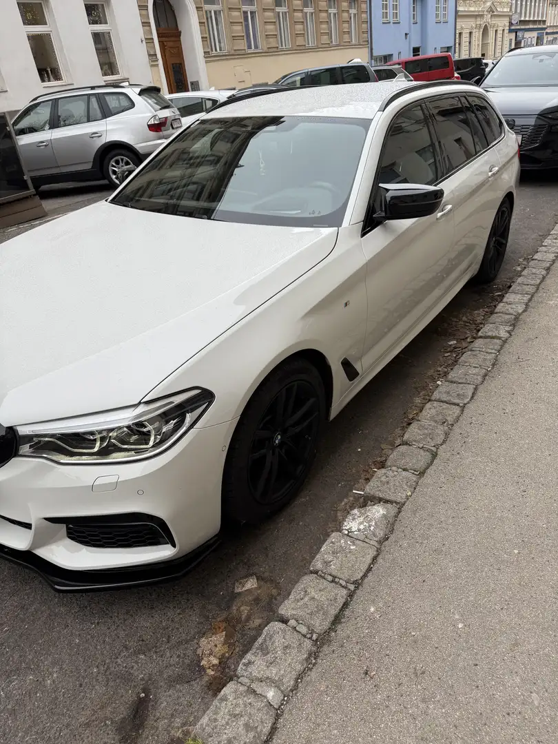 BMW 530 530i xDrive Touring Aut. Sport Line - 2