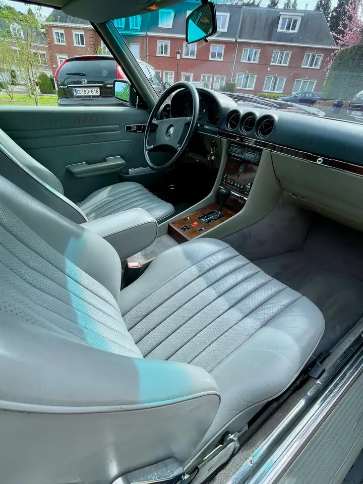 Mercedes-Benz SL 300 R107, foto 6