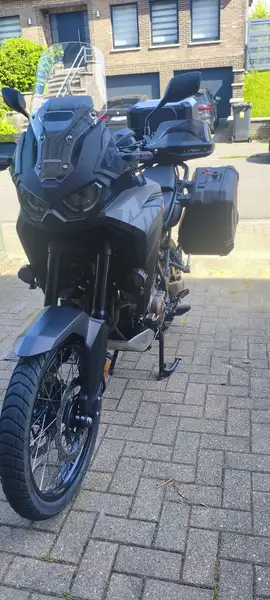 Honda Africa Twin - foto 3