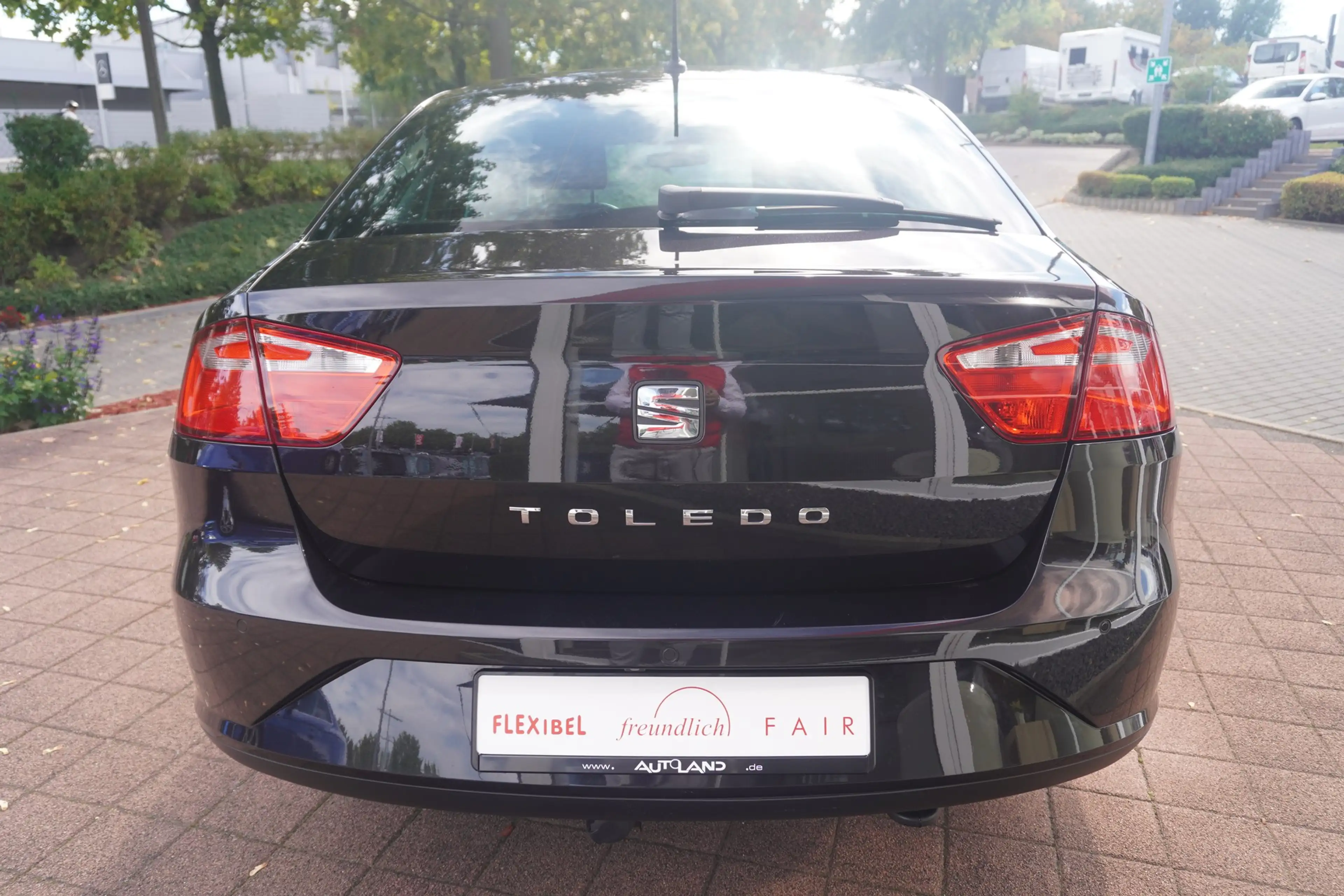 SEAT Toledo 1.0 TSI Xcellence Navi AHK PDC Kamera DAB — photo 5