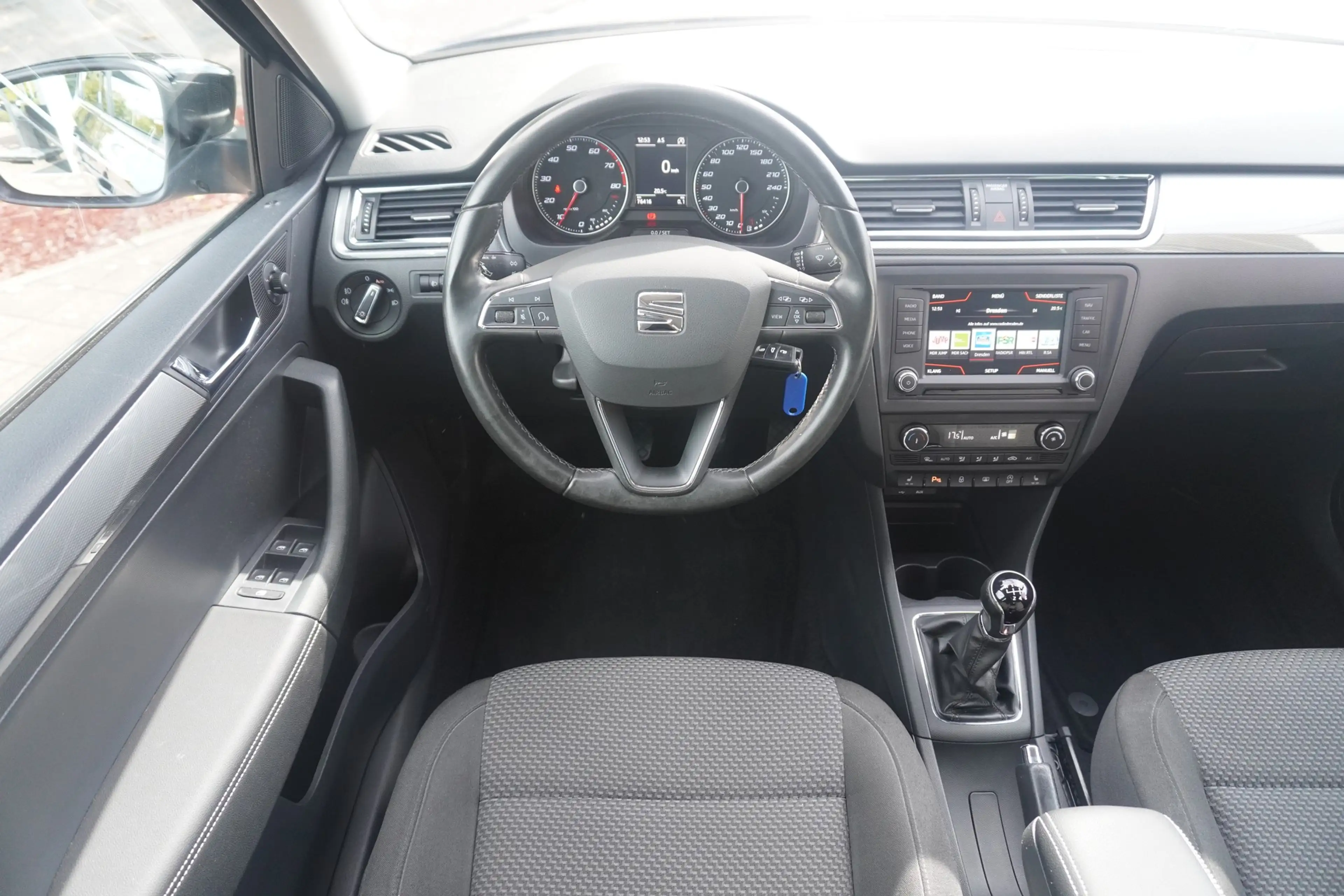 SEAT Toledo 1.0 TSI Xcellence Navi AHK PDC Kamera DAB — photo 10
