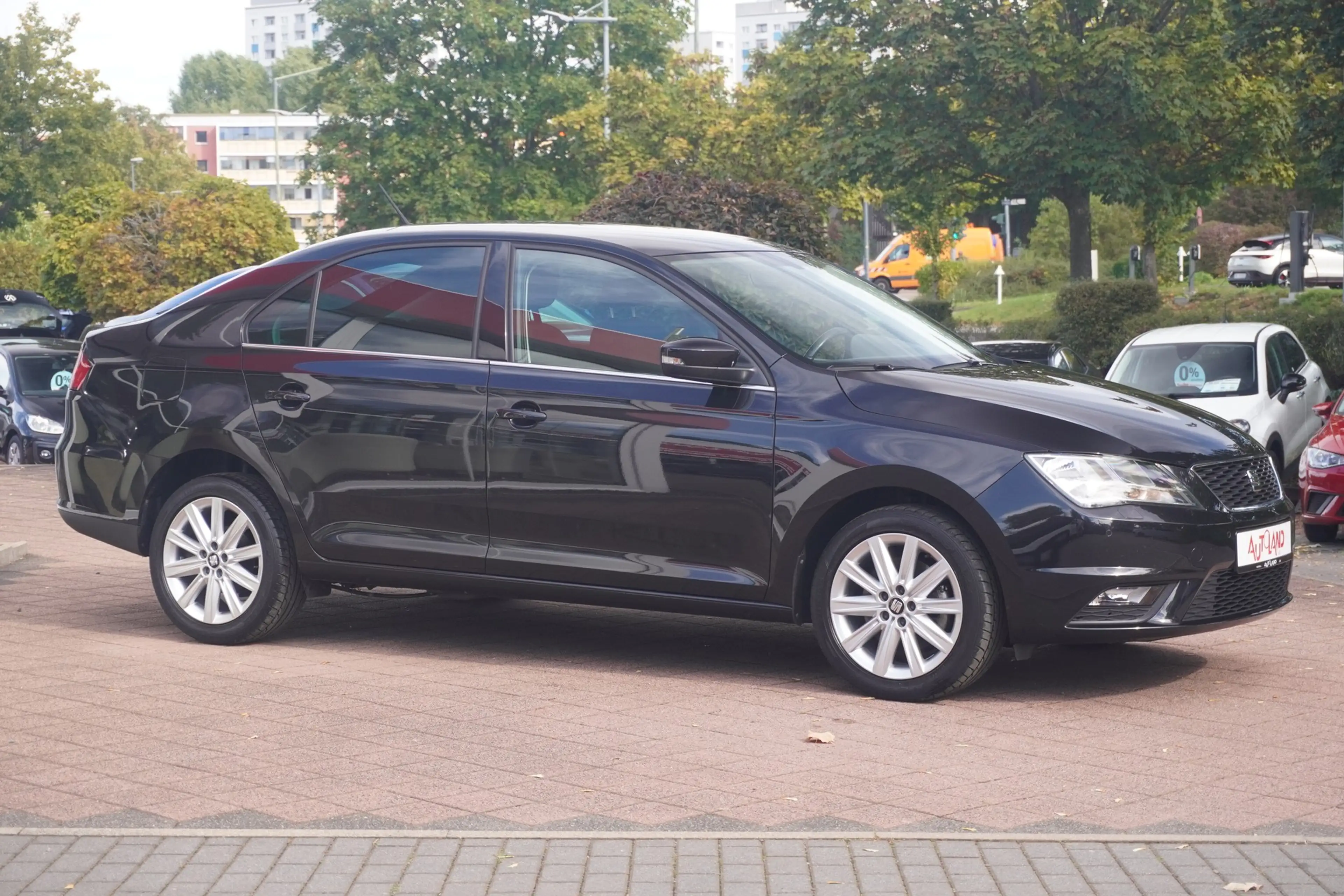 SEAT Toledo 1.0 TSI Xcellence Navi AHK PDC Kamera DAB — photo 6