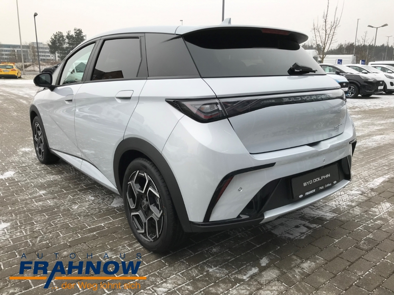 BYD Dolphin 150 kW Design LED ACC NAVI SHZ PANO — photo 6