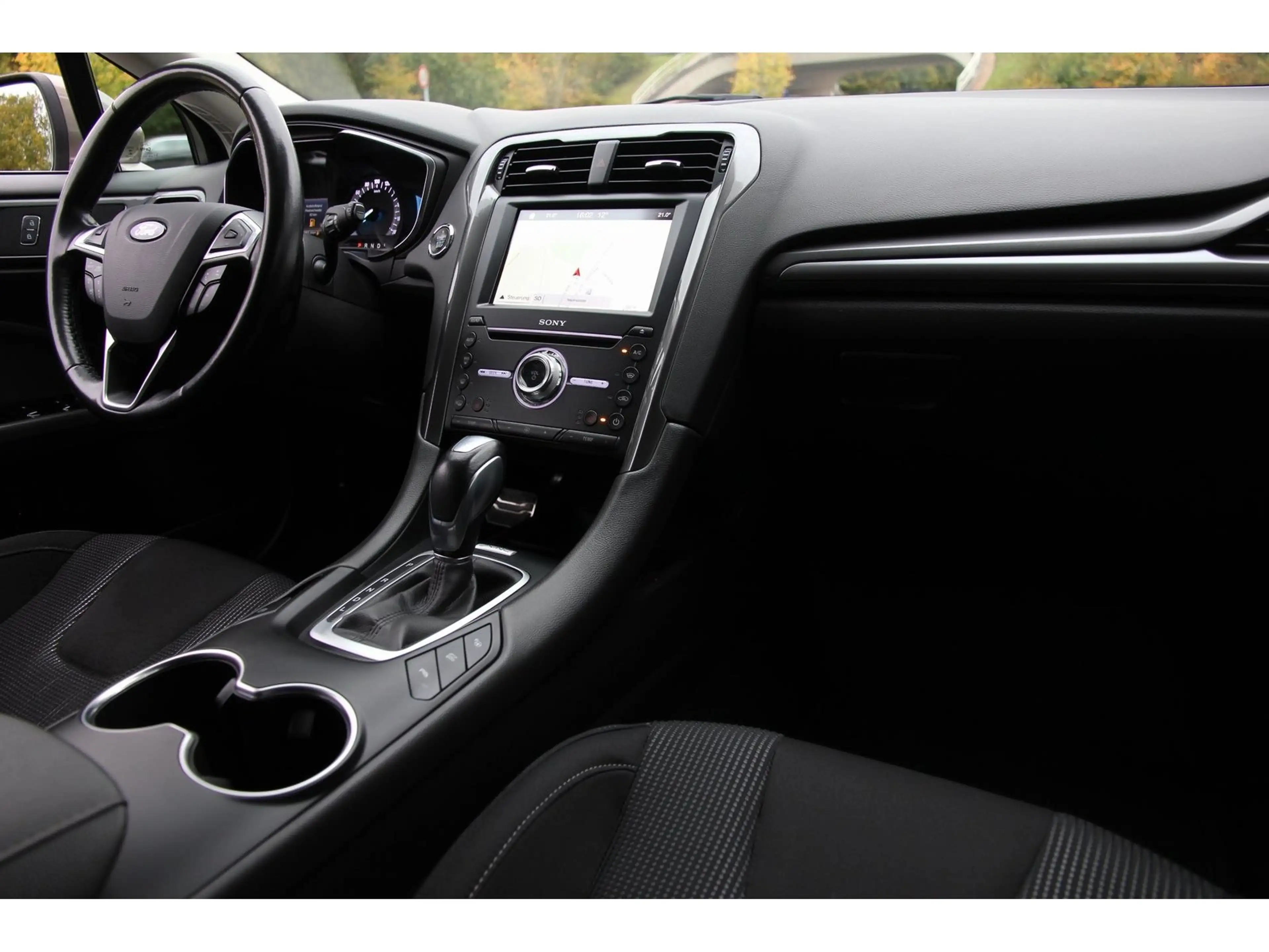 Ford Mondeo Turnier 2.0 Hybrid AHK GJR e-Klappe LED — photo 16