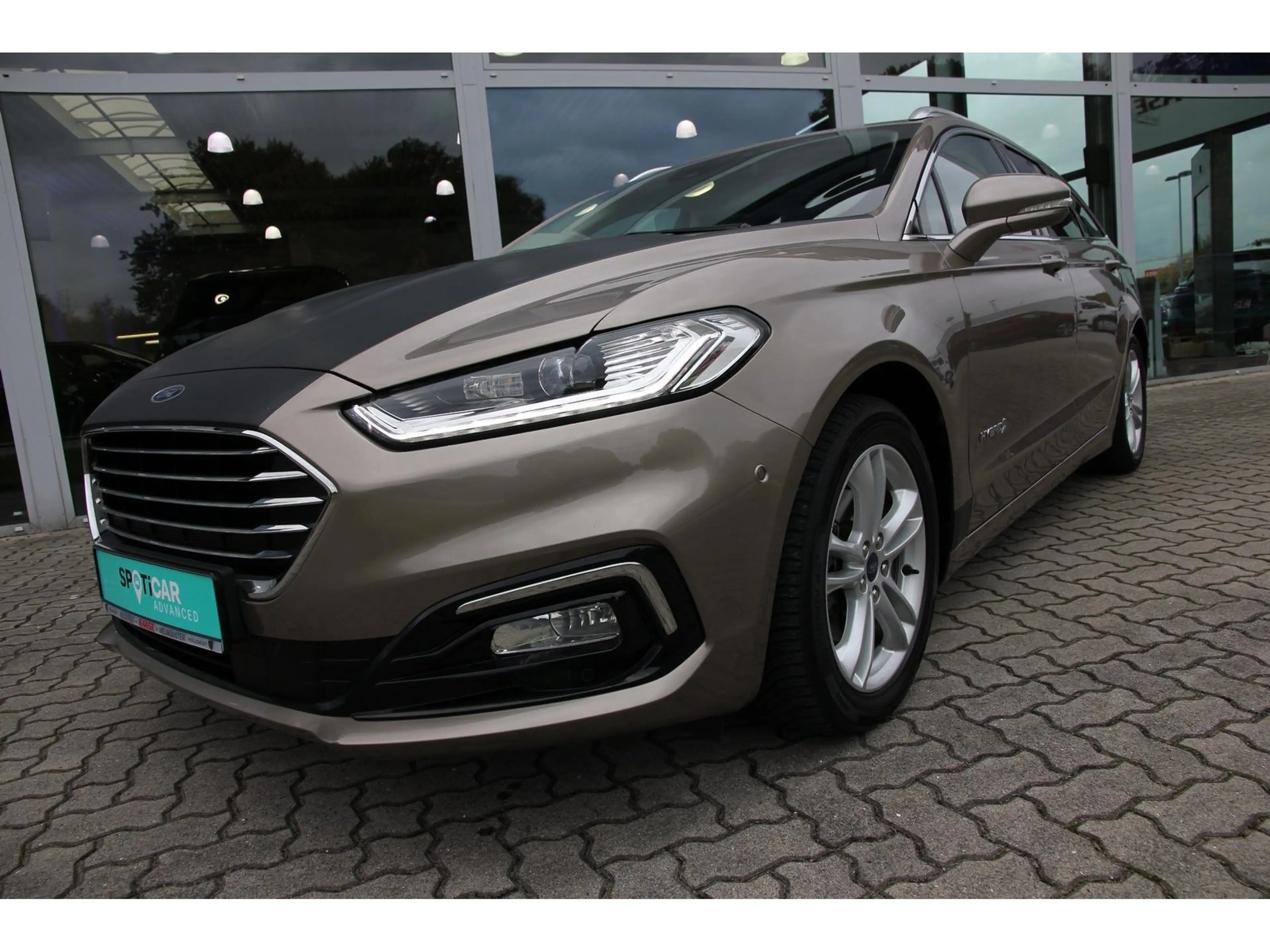 Ford Mondeo Turnier 2.0 Hybrid AHK GJR e-Klappe LED — photo 2